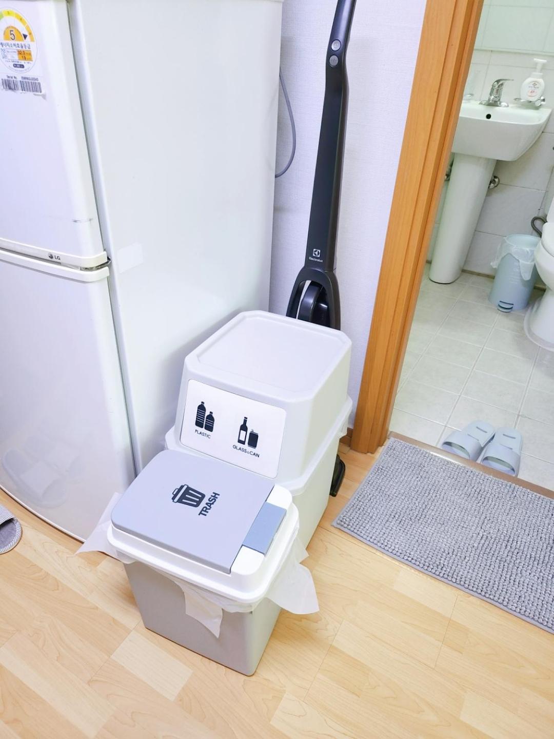 Отель Hongdae Cleanhouse Сеул Экстерьер фото